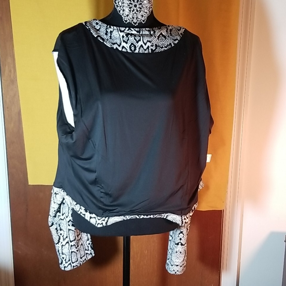 Black/White Design - Picture 4 of 6